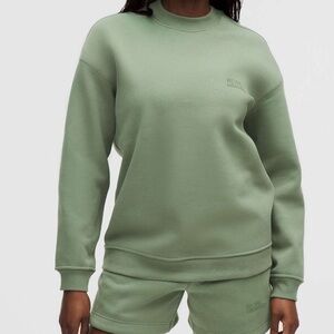 Like new Lululemon Heavyweight Fleece Oversized Pullover Grey Eucalyptus